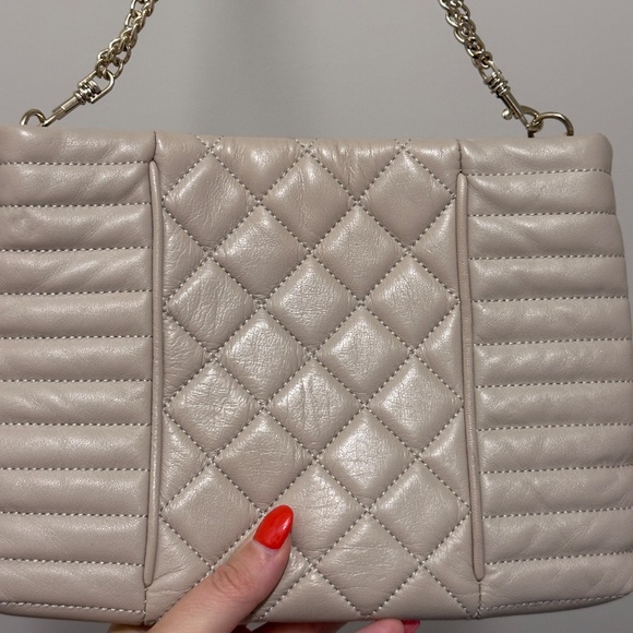 Guess by Marciano Chain Bag - Picture 3 of 3